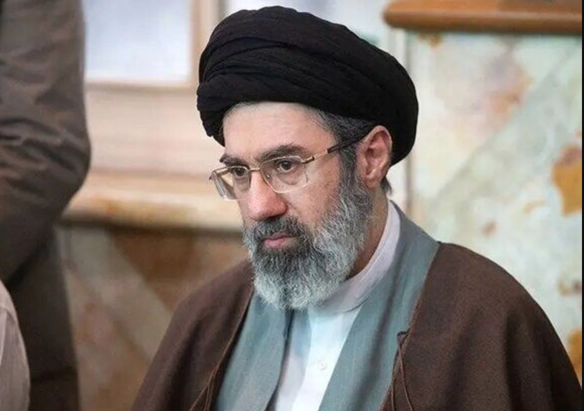 ۱۰ نکته راهبردی رهبر انقلاب درباره خلیج فارس و تنگه هرمز