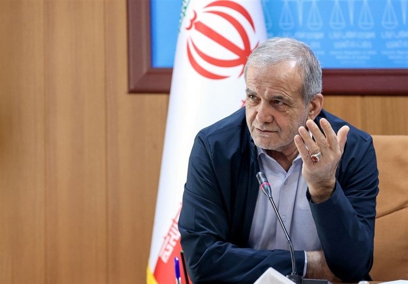 حضور سرزده پزشکیان در جلسه وزیر جهاد با کمیسیون بهداشت مجلس؛ بررسی امنیت غذایی کشور با حضور رئیس موسسه رازی