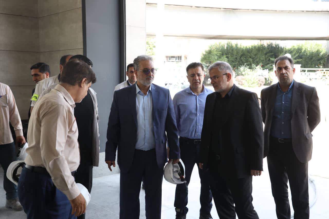 استاندار البرز از پیشرفت دو ایستگاه متروی کرج بازدید کرد